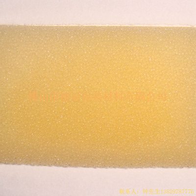 彈性好、拉力強(qiáng)、濾塵速度快、濾塵率高、氣流阻力低、通風(fēng)性能好、耐藥等化學(xué)性能良好?？梢郧逑矗春笮Ч蛔?。過(guò)濾棉，具有較好的透氣性和較強(qiáng)的機(jī)械強(qiáng)度，作為過(guò)濾材料具有流動(dòng)阻力小，濾出效率高的特點(diǎn)，可反復(fù)水洗，顯示出耐用，環(huán)保，經(jīng)濟(jì)等優(yōu)勢(shì)。